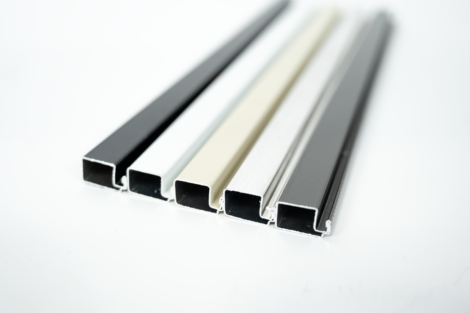 US 1-88 Screen Frame 3/8" x 3/4" x 93" (620 l/f Box)